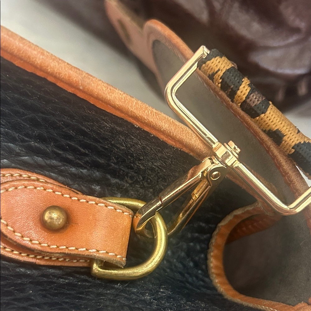 Dooney & Bourke Vintage/Brown Navy Medium Essex Bag - Picture 13 of 14